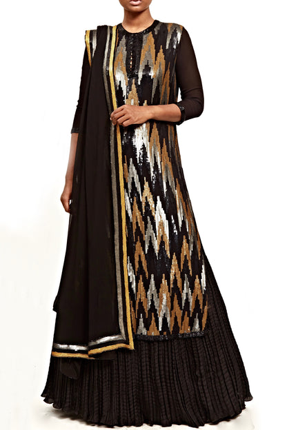 Kurta Set with Metallic Sequins Embroidery