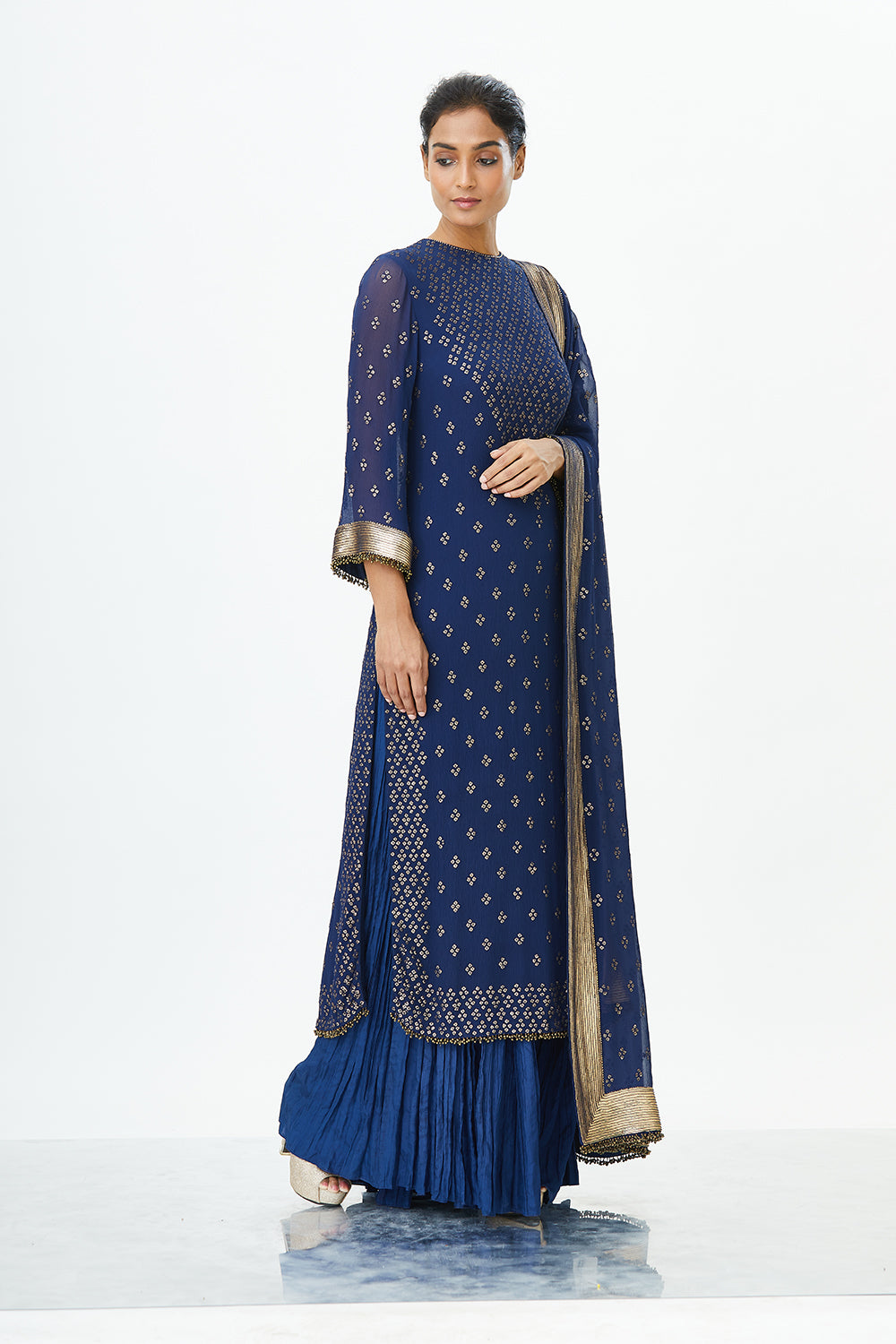 Kurta Set in Bandini Inspired Sequins Embroidery