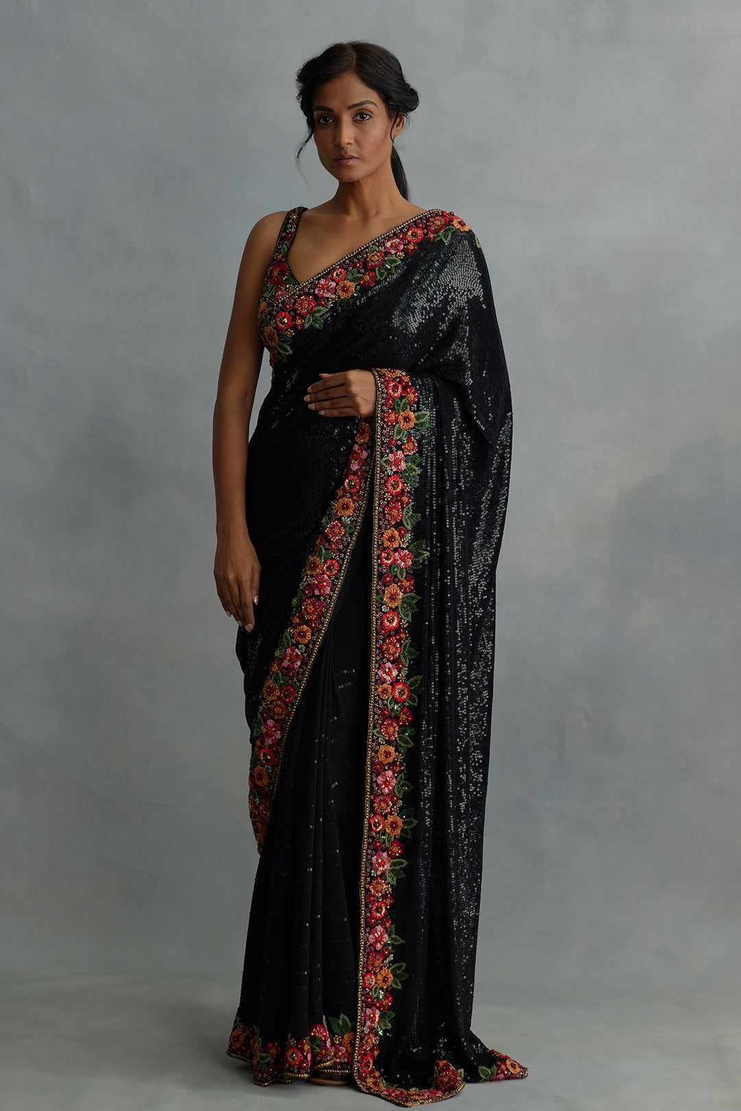 Sari Set in Multi Thread Border with Tonal Sequin Sheeting