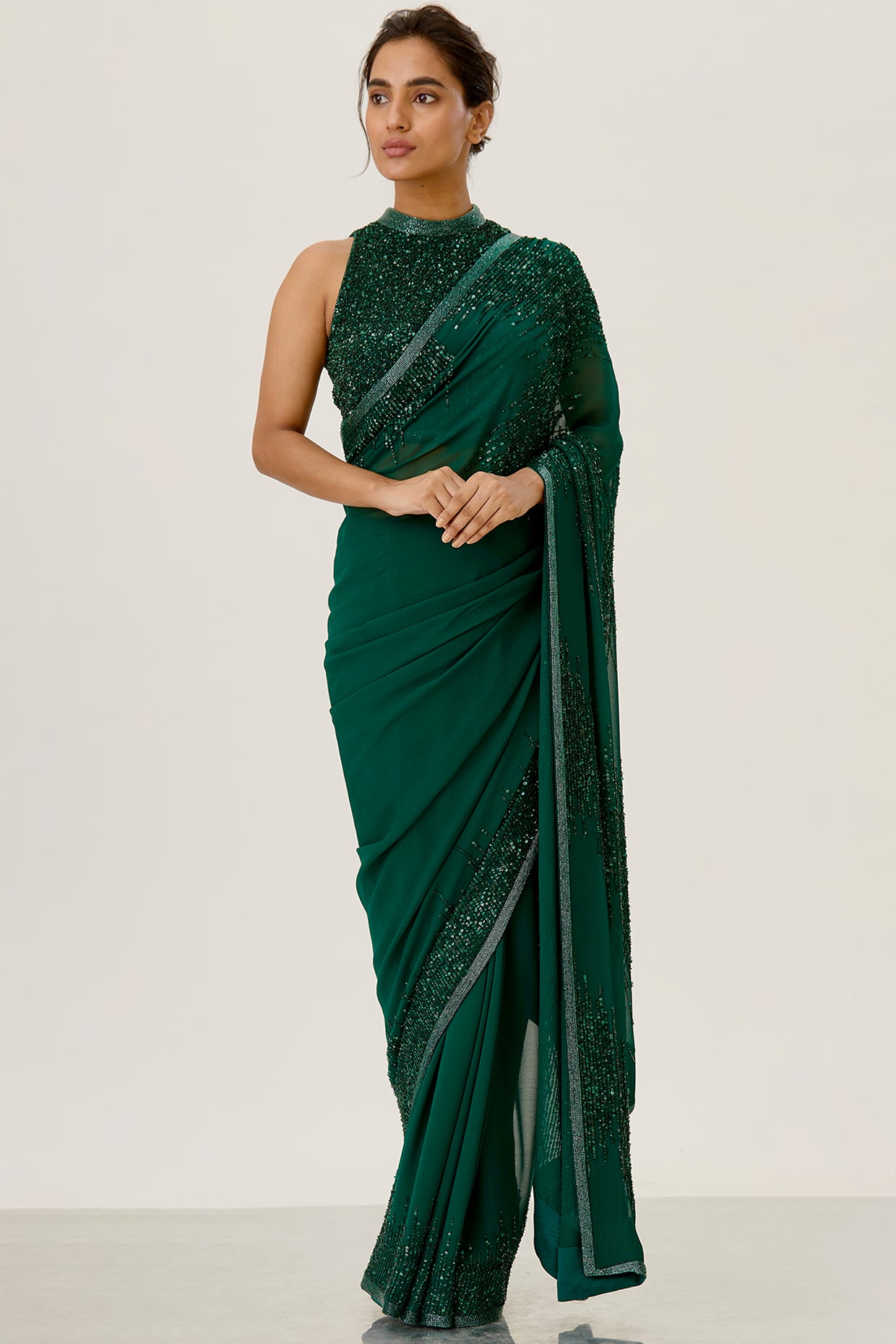 Sari Set in Line Sequin Embroidery Design