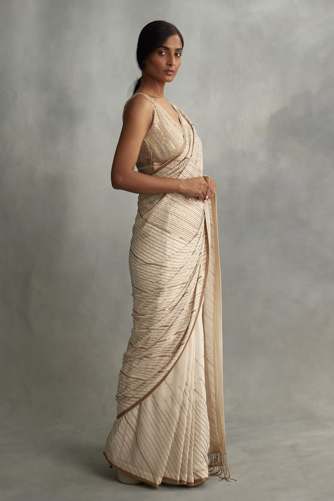 Sari Set in Diagonal Dots Sequin Embroidery