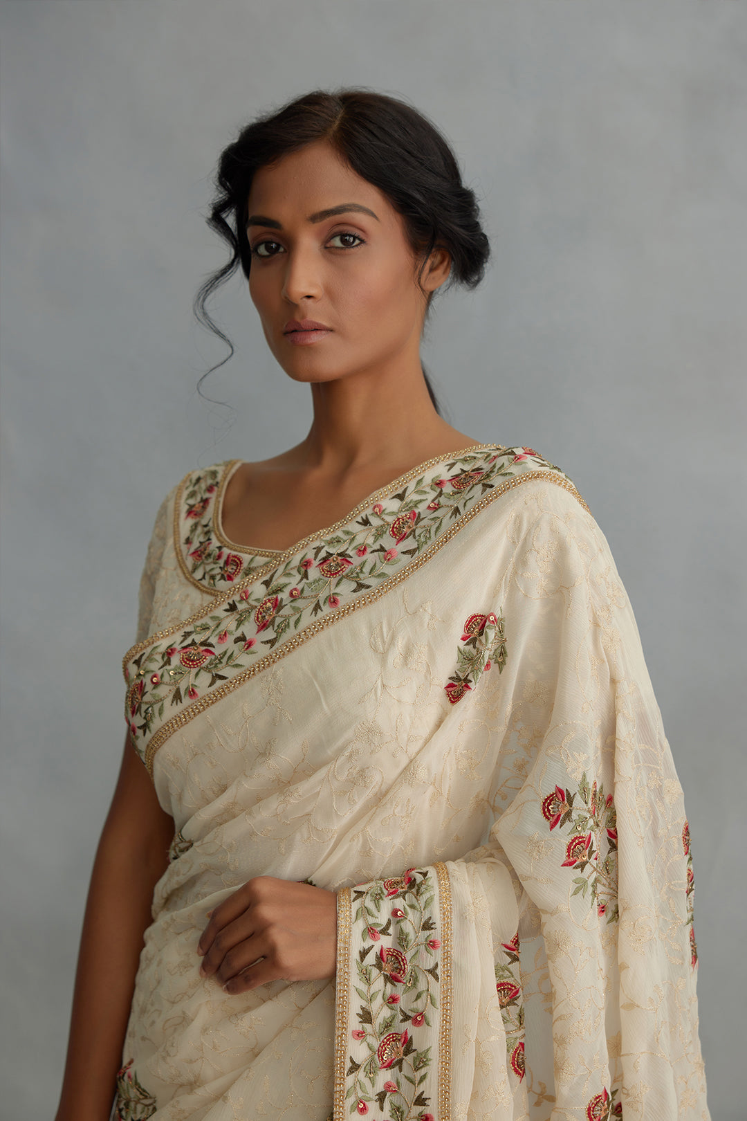 Sari Set in Floral Motif and Tonal Jaal Thread Embroidery