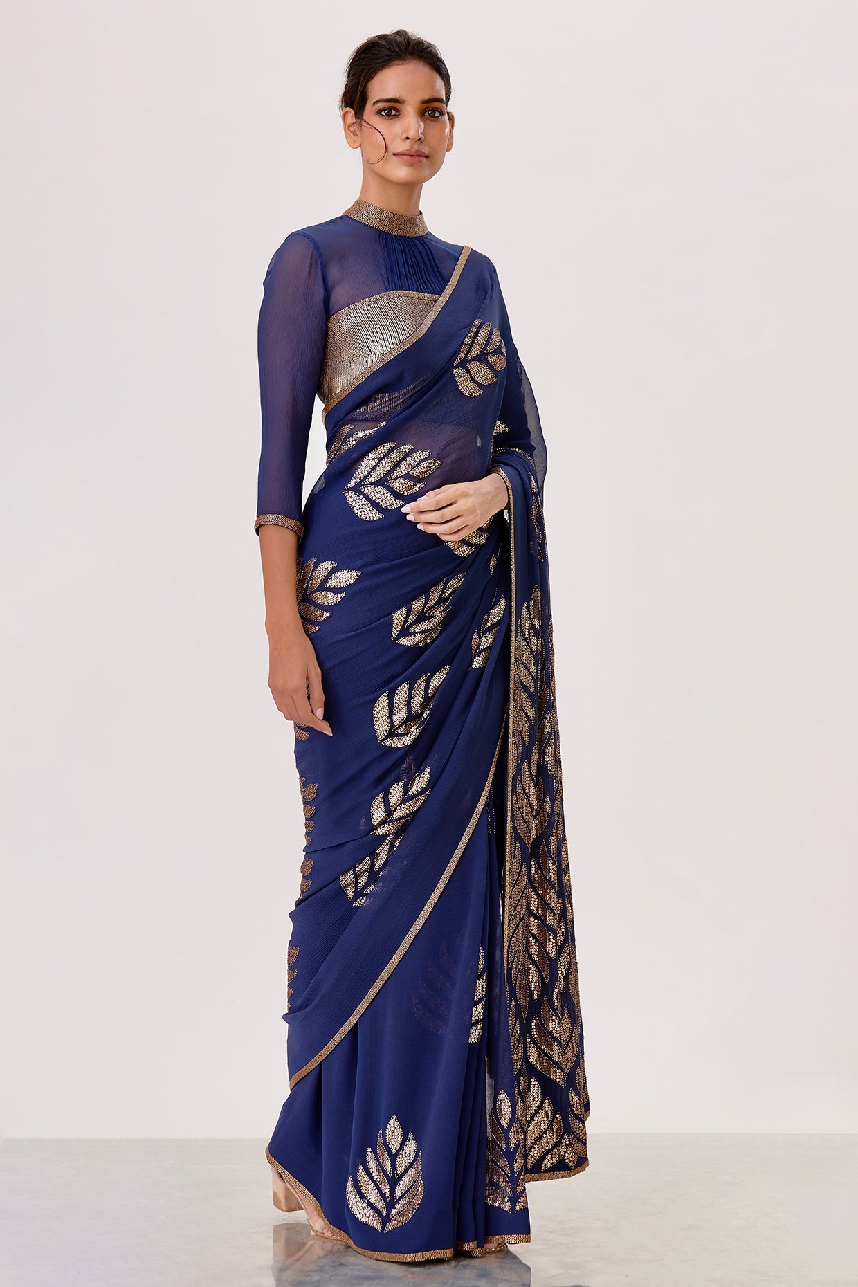 Sari Set with Leaf Pattern Sequin Embroidery