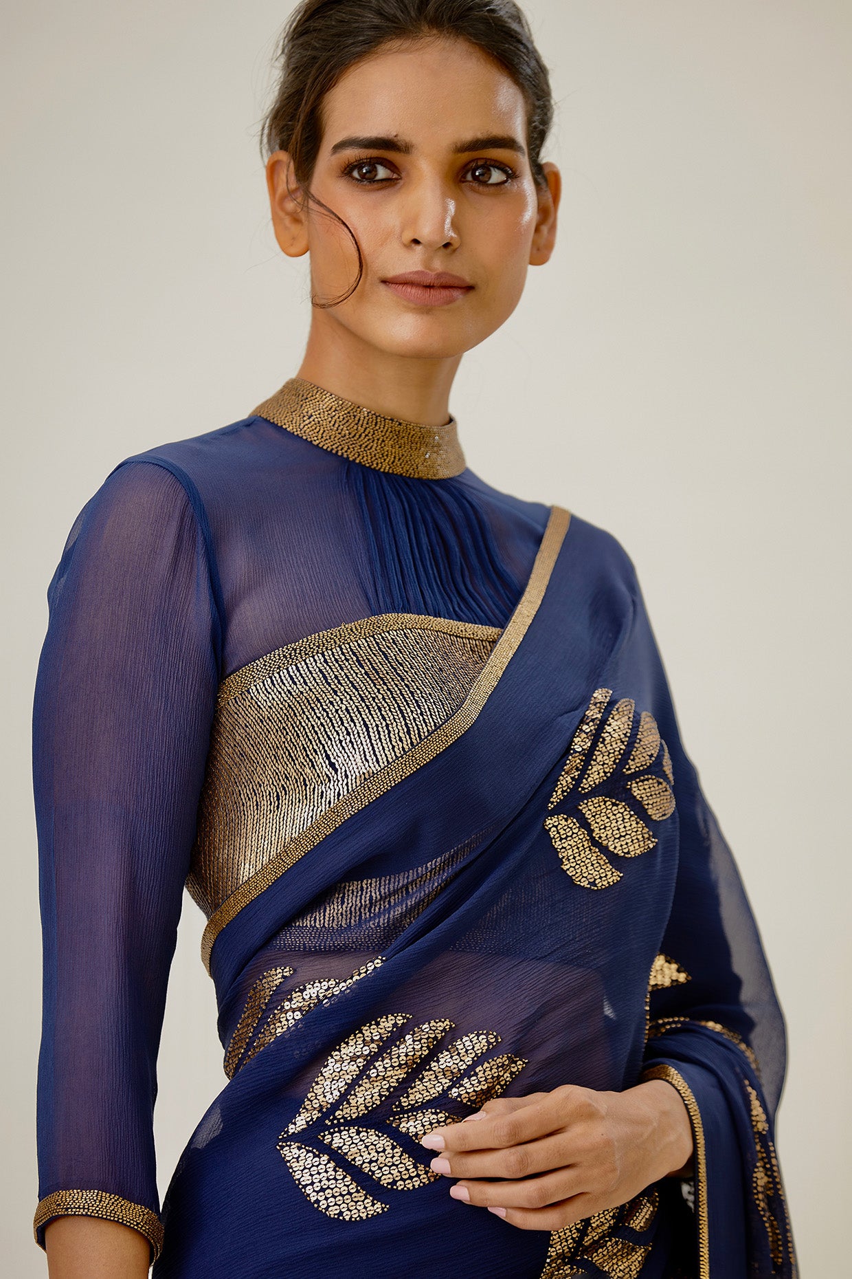 Sari Set with Leaf Pattern Sequin Embroidery