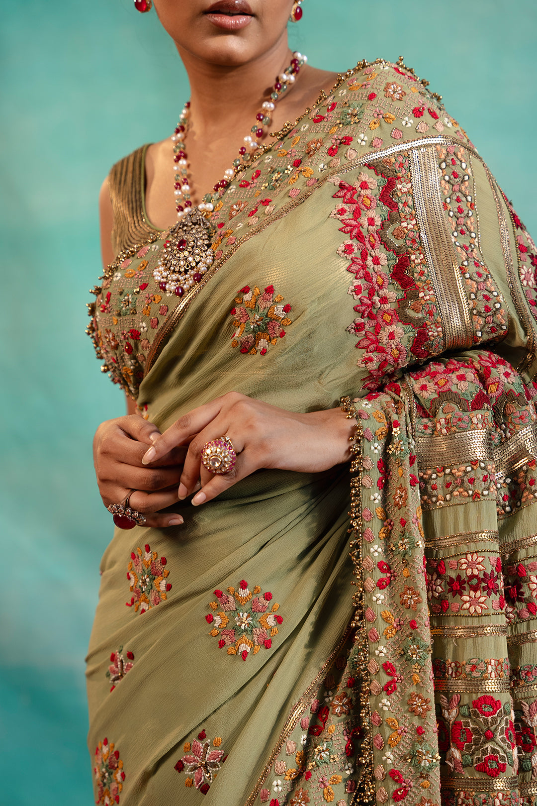 Sari Set in Tribal Thread Embroidery