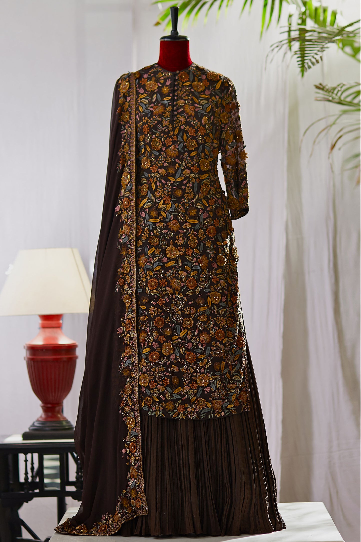 Kurta Set in 3D Floral Thread Embroidery