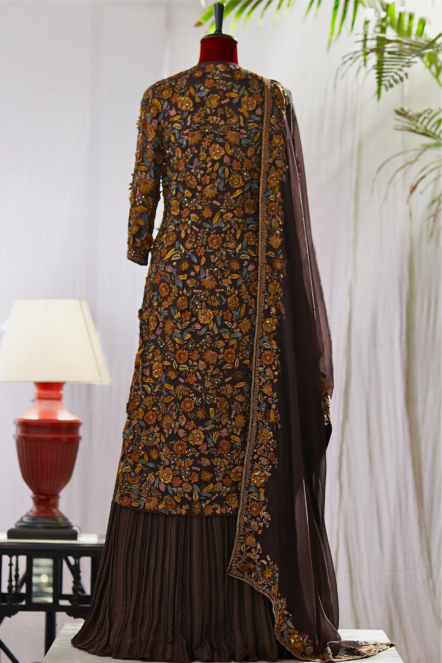 Kurta Set in 3D Floral Thread Embroidery