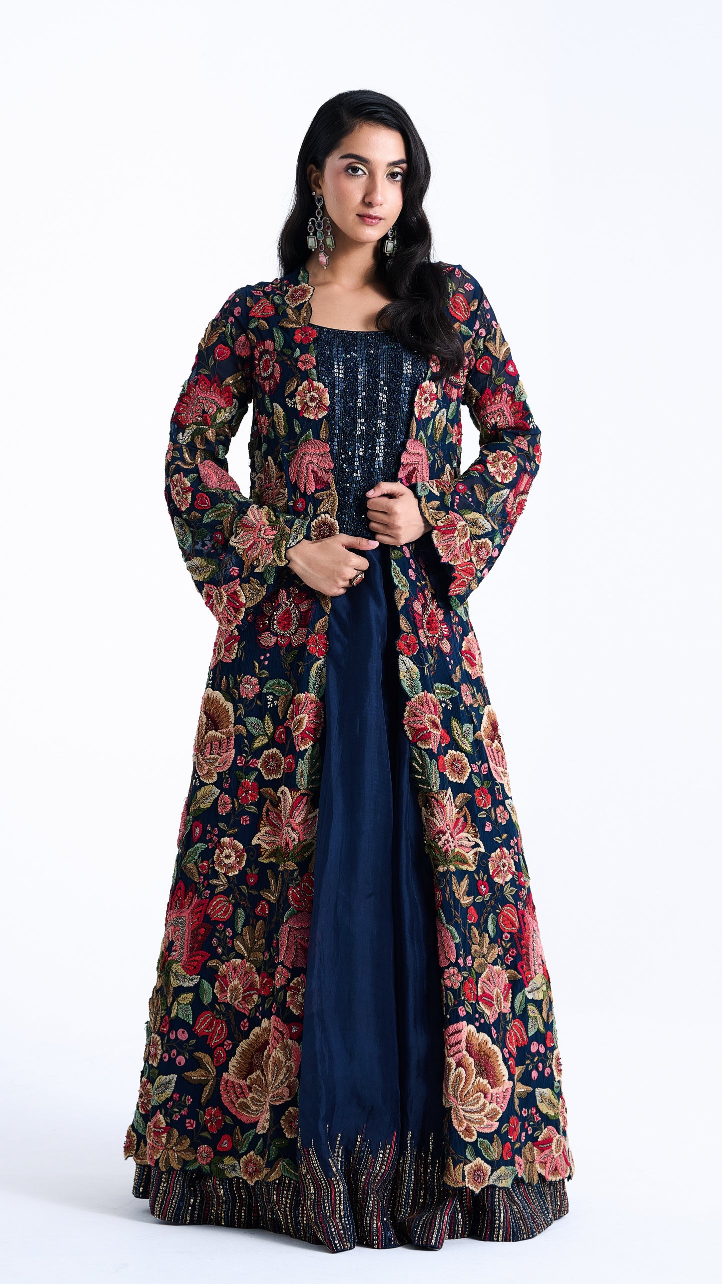 Jacket Set In Floral Thread Embroidery